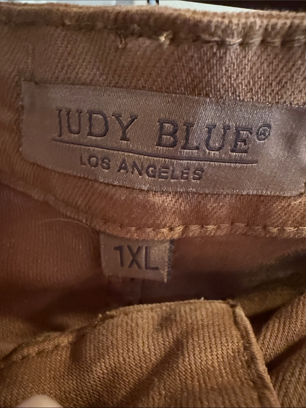 Judy Blue Rust Brown Rolled-Hem Jean Shorts - Picture 2 of 5